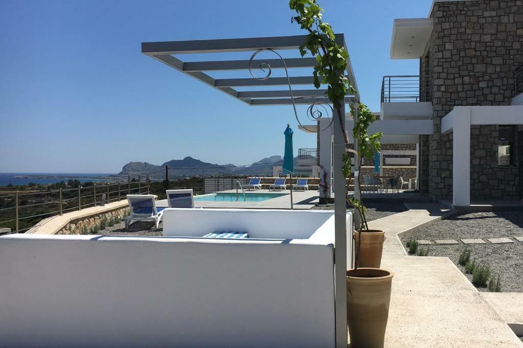 Luxury Villa Hera With Private Pool Afantou Bagian luar foto