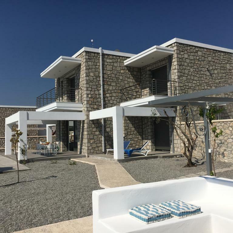 Luxury Villa Hera With Private Pool Afantou Bagian luar foto